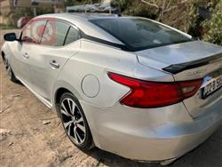 نيسان ماكسيما